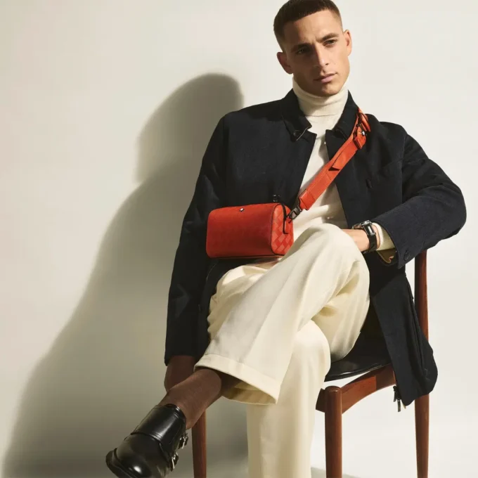 Geantă Montblanc 142 mini cu cataramă M LOCK 4810