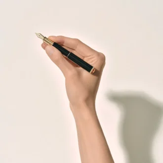 Montblanc Heritage Rouge et Noir „Baby” Ediție specială stilou negru F